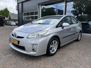Toyota Prius 1.8 Aspiration Cruise Control, Airco, LM velgen beschikbaar voor biedingen
