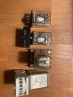 4 Verschillende Relais, Hobby en Vrije tijd, Elektronica-componenten, Ophalen of Verzenden, Gebruikt