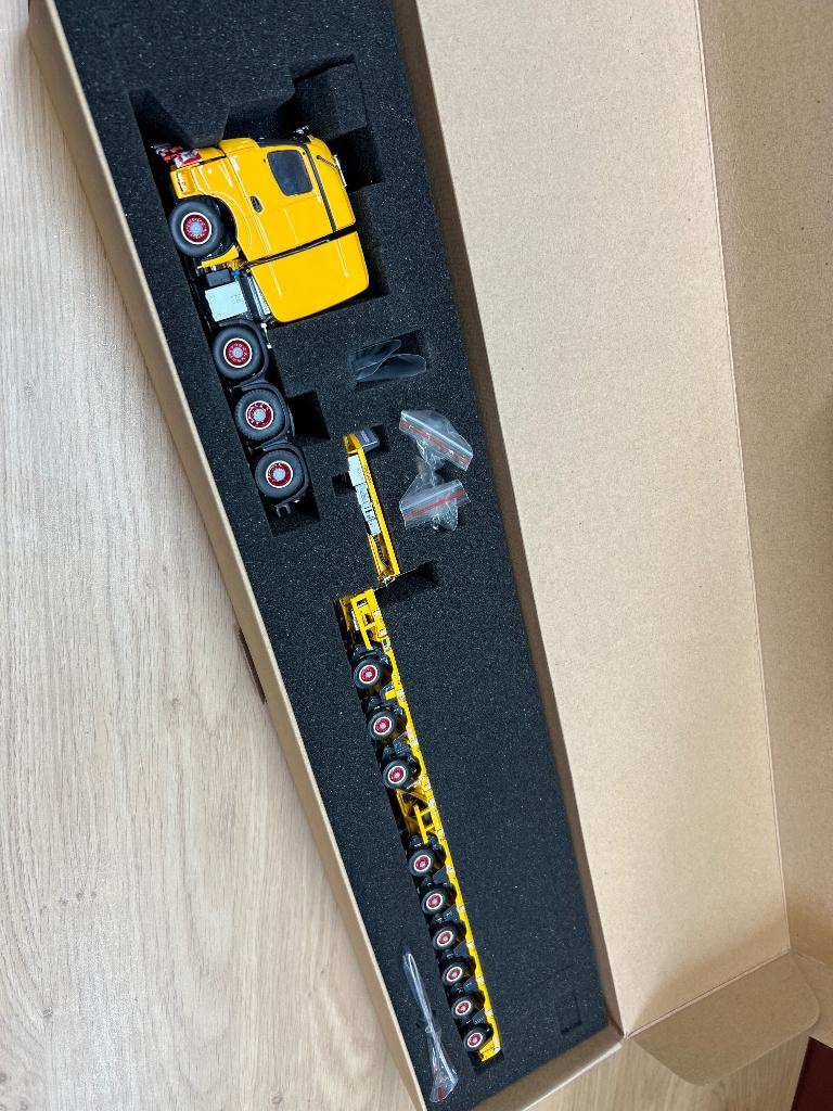 Zwaartransport combinatie IMC, Hobby en Vrije tijd, Modelauto's | 1:50, Ophalen of Verzenden, Nieuw, Bus of Vrachtwagen, Overige merken