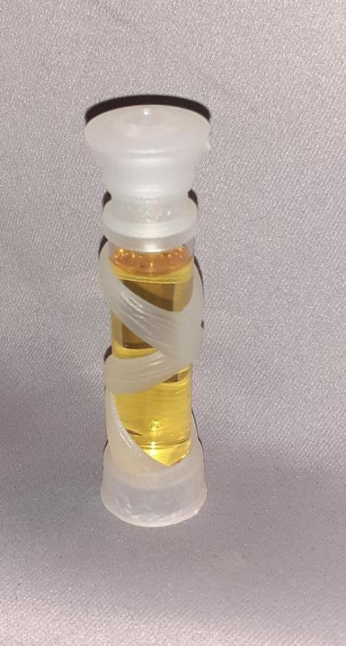 Volle parfum miniatuur - Azbek, Verzamelen, Parfumverzamelingen, Zo goed als nieuw, Miniatuur, Gevuld, Ophalen of Verzenden