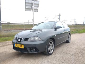 VERKOCHT Seat Ibiza 1.6 77KW 3DRS 2007 Grijs Airco  beschikbaar voor biedingen