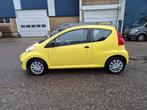 Peugeot 107 1.0-12V XR, stuurbekrachting/ apk tot 2-12-2026, Auto's, Voorwielaandrijving, Stof, Gebruikt, Zwart