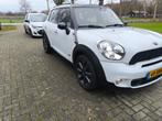 Mini Countryman 2.0 SD Cooper All4 2012 Wit, Auto's, Mini, 150 €/maand, 1995 cc, Wit, Leder
