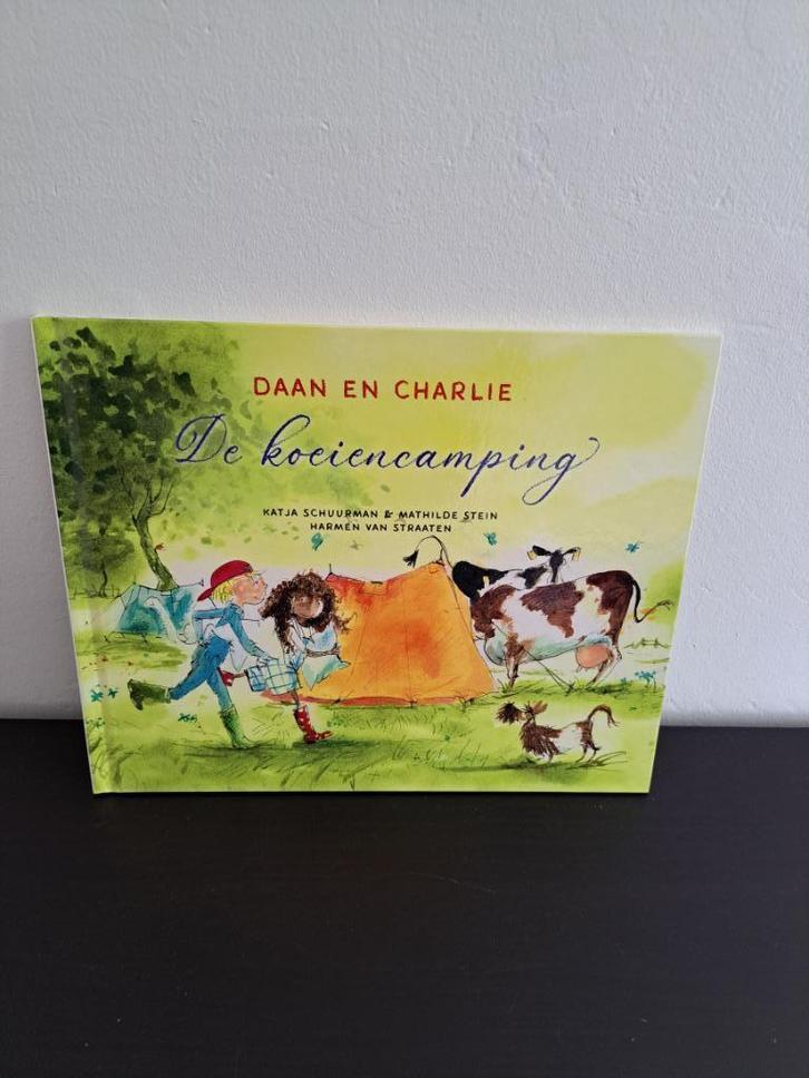 Daan en Charlie - De Koeiencamping, Boeken, Kinderboeken | Kleuters, Zo goed als nieuw, Fictie algemeen, 5 of 6 jaar, Jongen of Meisje