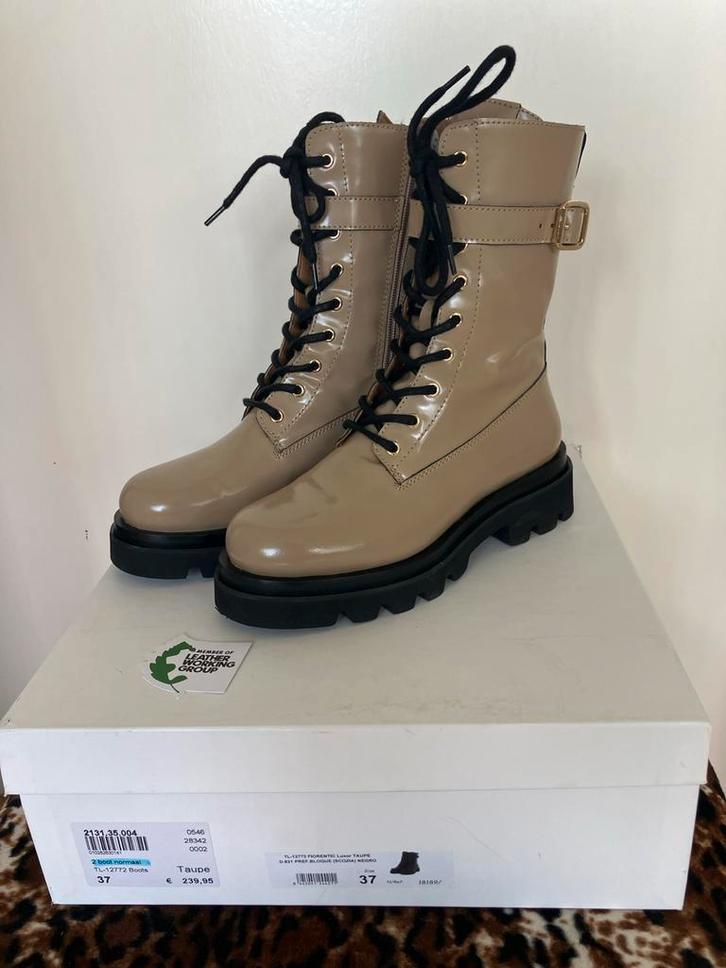 Toral Laarzen Maat 37 -  Nieuw!, Kleding | Dames, Schoenen, Zo goed als nieuw, Lage of Enkellaarzen, Beige, Ophalen of Verzenden