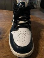Air jordan 1 mid dark teal origineel, Kleding | Heren, Schoenen, Ophalen, Gedragen