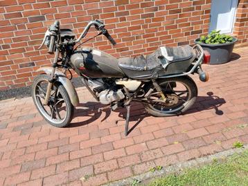 Yamaha RX om op te knappen  beschikbaar voor biedingen