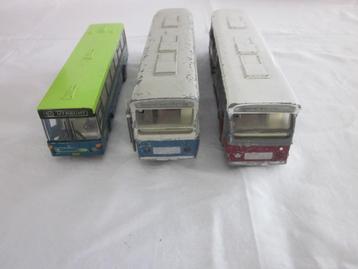 3 bussen 2 x Lion Toys 1 x GEVU,  1 x HN,  1 x Connection . beschikbaar voor biedingen