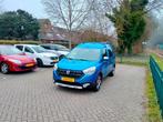 Dacia Dokker 1.2 TCe S&S Série Limitée Stepway € 14.950,, Auto's, Dacia, Stof, Gebruikt, Euro 6, Blauw