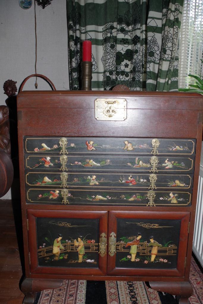 Chinese bestekkastje, Antiek en Kunst, Antiek | Meubels | Kasten, Ophalen