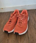 Dames schoenen, Kleding | Dames, Schoenen, Oranje, Ophalen of Verzenden, Sneakers of Gympen, Zo goed als nieuw
