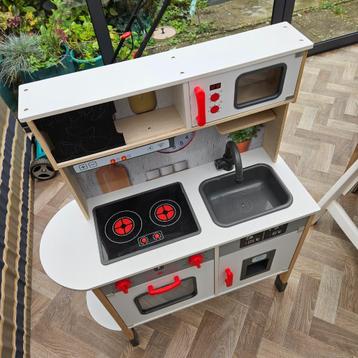 Speelkeuken met oven, fornuis & kraan 100 cm hoog beschikbaar voor biedingen