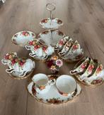 Royal Alberts old country roses, Antiek en Kunst, Antiek | Servies compleet, Ophalen of Verzenden