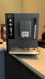 Siemens Espressomachine EQ.5, Witgoed en Apparatuur, Koffiezetapparaten, Ophalen, Gebruikt, 4 tot 10 kopjes, Afneembaar waterreservoir