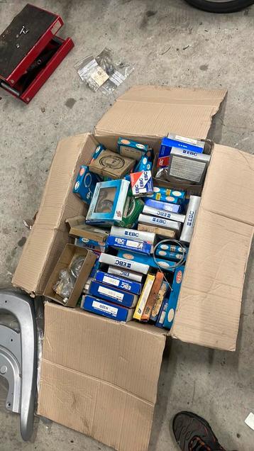 Opruiming! Circa 50/60 stuks remschoenen scooter motorscoot beschikbaar voor biedingen