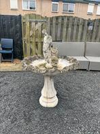 Stenen beeld/fontein, Ophalen, Beton