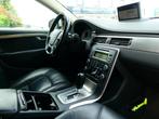 Volvo V70 200pk Automaat Leder Navi Xenon Trekhaak 1800kg. Y, Automaat, Achterwielaandrijving, Zwart, 2521 cc