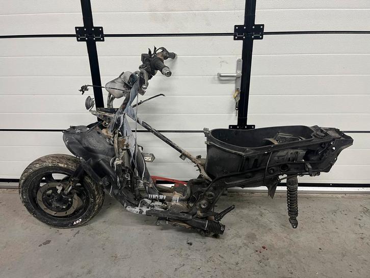 Gilera runner frame met onderdelen 180cc m08, Motoren, Tuning en Styling, Ophalen of Verzenden