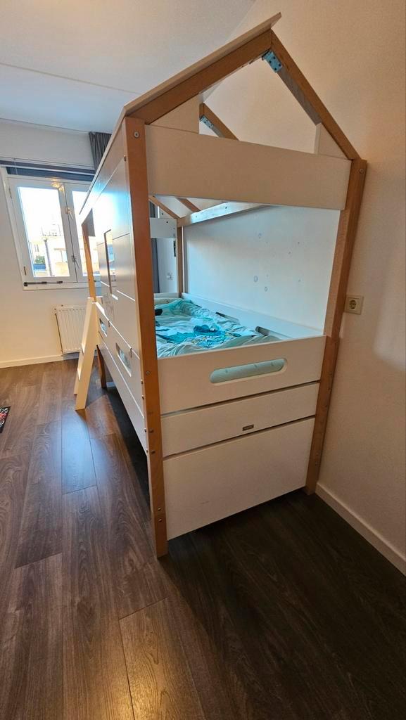 Bopita half hoogslaper huisje, Kinderen en Baby's, Kinderkamer | Stapelbedden en Hoogslapers, Gebruikt, Halfhoogslaper, Ophalen