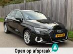 Audi A3 Sportback 40 TFSI e Edition Automaat Ca € 22.999,0, Auto's, Stof, Euro 6, 4 cilinders, Zwart