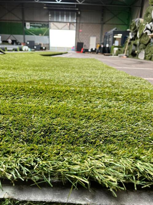 Volle Rol Kunstgras! 175m2 (3.5m x 50m) €500,-, Tuin en Terras, Gras en Kunstgras, Zo goed als nieuw, 20 m² of meer, Ophalen