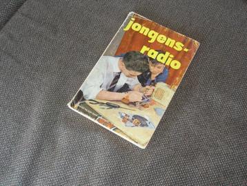 Jongensradio beschikbaar voor biedingen
