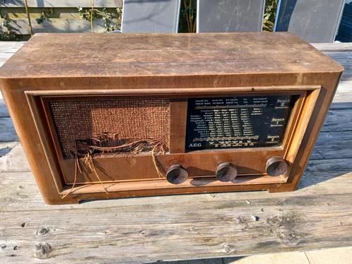 AEG Super 68 WK Buizenradio - jaar 1938 of 1939, Antiek en Kunst, Antiek | Tv's en Audio, Ophalen of Verzenden