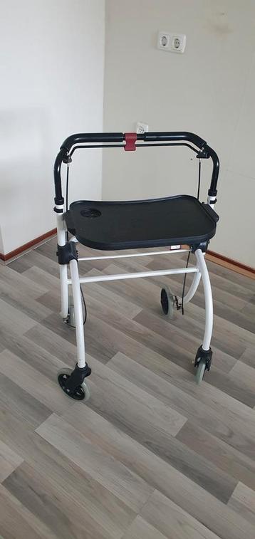Rollator voor binnen beschikbaar voor biedingen