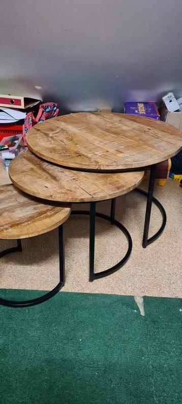 3 salon tafeltjes/salontafel/ tafel beschikbaar voor biedingen