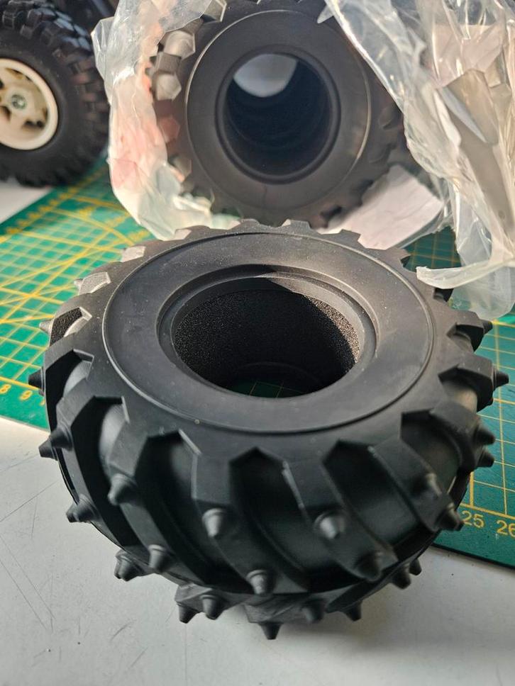 4 x Offroad banden, Hobby en Vrije tijd, Modelbouw | Radiografisch | Auto's, Ophalen of Verzenden