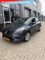 Renault Clio Limited TCe 90pk Eco2 S&S 2017 Grijs. 6 mnd gar, Auto's, Voorwielaandrijving, 898 cc, Stof, Met garantie (alle)