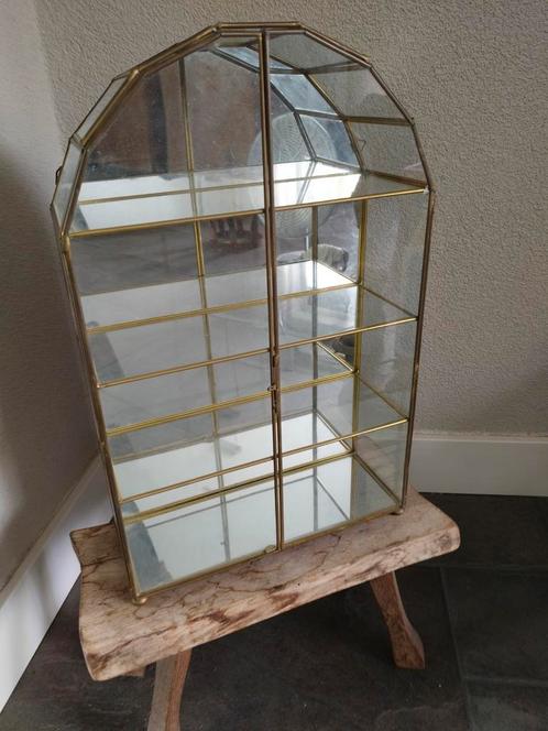 Mooi vitrinekastje glas en messing, Antiek en Kunst, Curiosa en Brocante, Ophalen