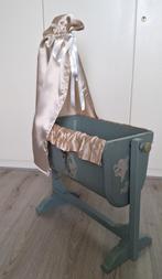 Poppenwiegje gerestyled, Antiek en Kunst, Curiosa en Brocante, Ophalen