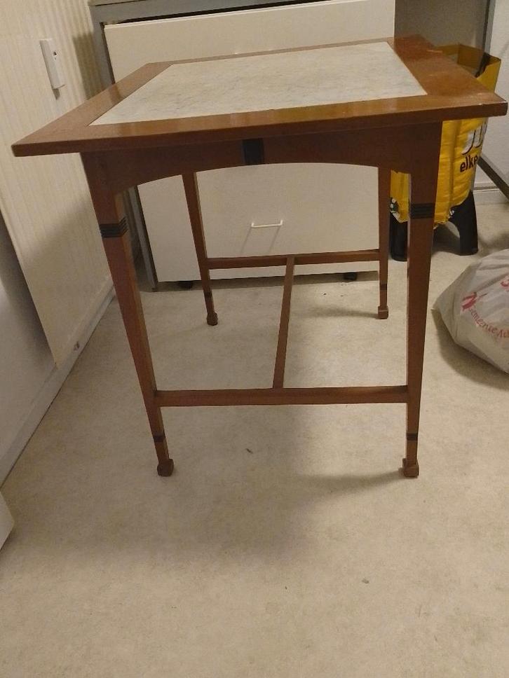 Kleine eet tafel  teak met marmer, Huis en Inrichting, Tafels | Eettafels, Zo goed als nieuw, 50 tot 100 cm, 100 tot 150 cm, tot twee personen