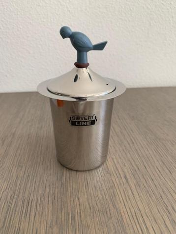 Melkkannetje Sievert met blauw vogeltje beschikbaar voor biedingen