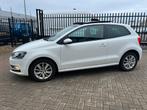 Volkswagen Polo 1.0 | Highline | Panoramdak Stoelverwarming, Voorwielaandrijving, Stof, Euro 6, 60 pk