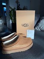 UGG Tazz Dazzle Pantoffels - Nieuwstaat!, Bruin, Nieuw, Ophalen of Verzenden, Pantoffels of Sloffen