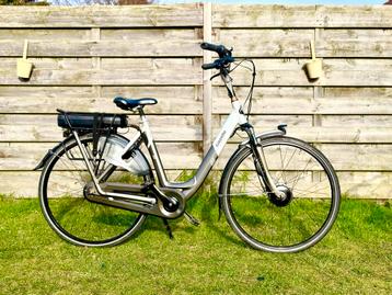 Gazelle Elektrische Damesfiets - Zo Goed Als Nieuw! beschikbaar voor biedingen