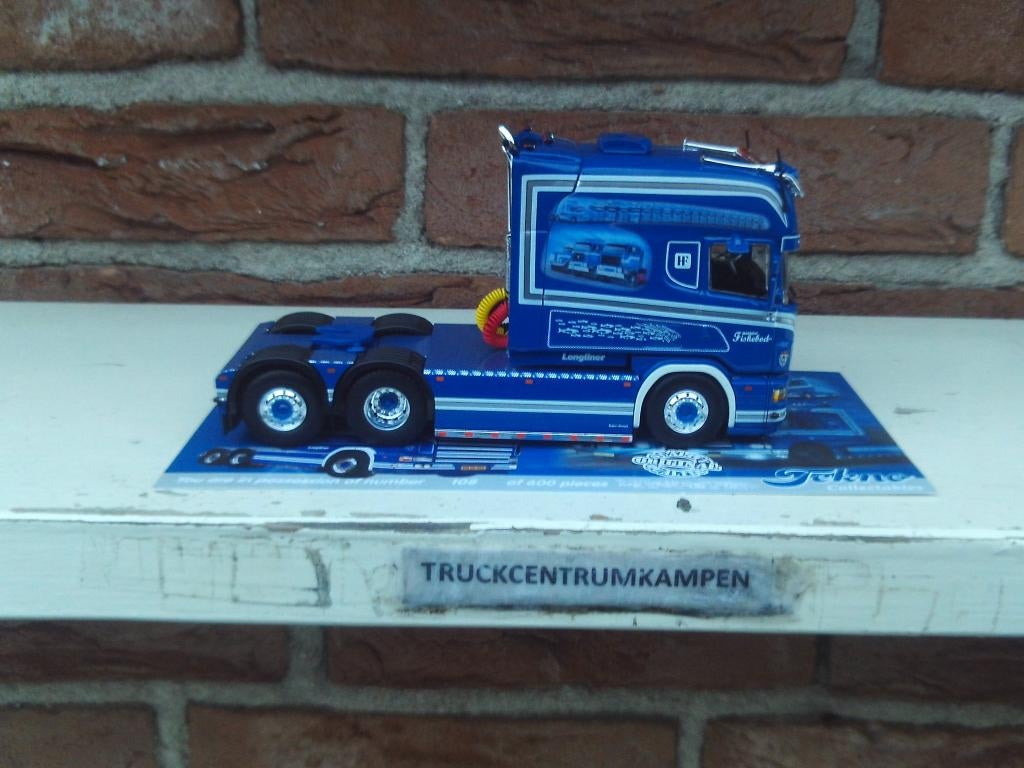 Tekno  Scania  4  serie  Longline  van  HF  Transport.