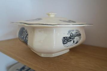 Serviesdelen 'Landschap' zwart beschikbaar voor biedingen