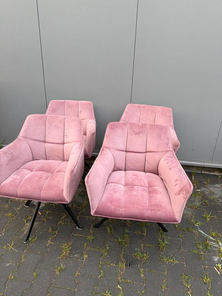 4 x nieuwe roze velvet eetkamerstoelen draaibaar, Huis en Inrichting, Fauteuils, Zo goed als nieuw, 50 tot 75 cm, Minder dan 75 cm