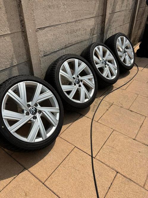 Origineel 18"" VW Golf 8 7 6 5 " Bergamo " Velgen GTI GTD R, Auto-onderdelen, Banden en Velgen, Winterbanden, 18 inch, 225 mm