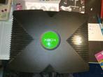X box met controlers, Spelcomputers en Games, Spelcomputers | Xbox Original, Ophalen of Verzenden, Gebruikt, Met 2 controllers