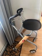 Rollator met dienblad, Diversen, Rollators, Ophalen, Opvouwbaar, Zo goed als nieuw