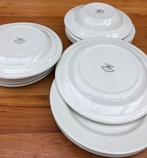 servies Wedgwood Royal Tuscan, 17 stuks, Ophalen, Gebruikt, Bord(en), Wedgwood
