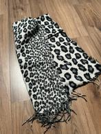 Dames sjaal panter, Ophalen of Verzenden, Zo goed als nieuw, Maat 46/48 (XL) of groter, Sjaal
