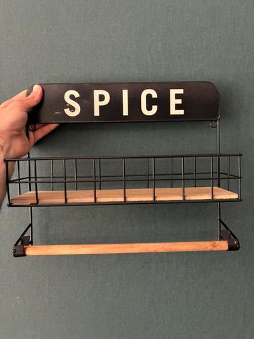 Wandplank / Kruidenrek beschikbaar voor biedingen