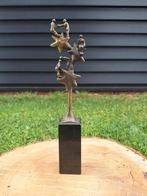 Sculptuur brons Artihove, Ophalen