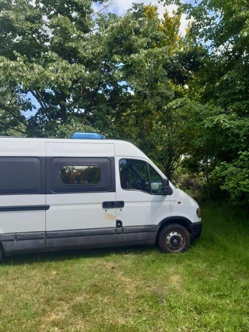 Kampeerbus hoog, nieuwe apk, Auto's, Nissan, Particulier, Overige modellen, Diesel, Euro 3, Handgeschakeld, Geïmporteerd, Wit