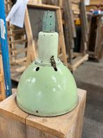Vintage industriele hanglamp groen, Huis en Inrichting, Lampen | Hanglampen, Ophalen of Verzenden, Zo goed als nieuw, Minder dan 50 cm